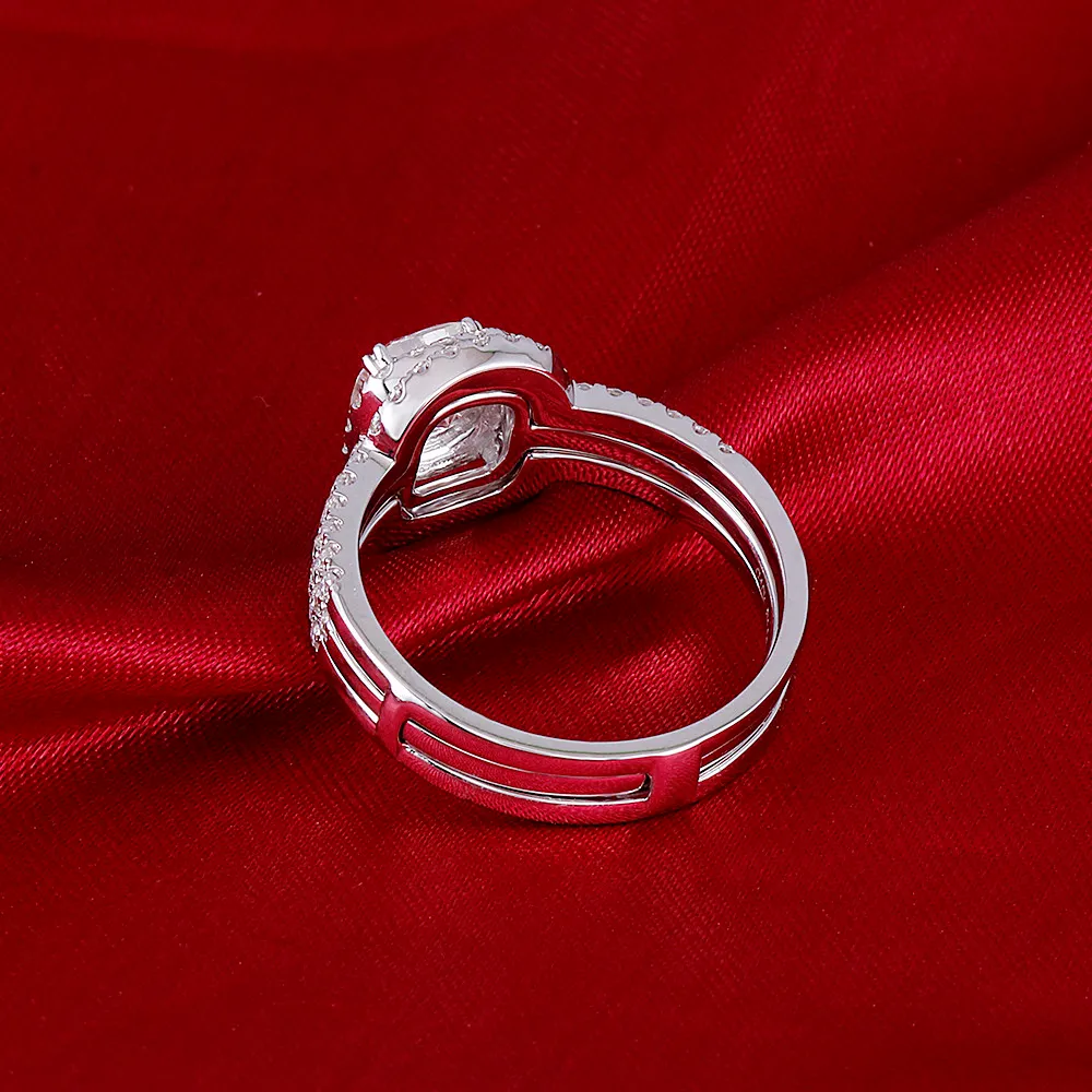 Transgems Solide 10k Engagement en or blanc Engagement Bridal Set Center 1CT 6 mm Coussin carré Coup Halo Moisanite Ring Set pour les femmes Y200620242S