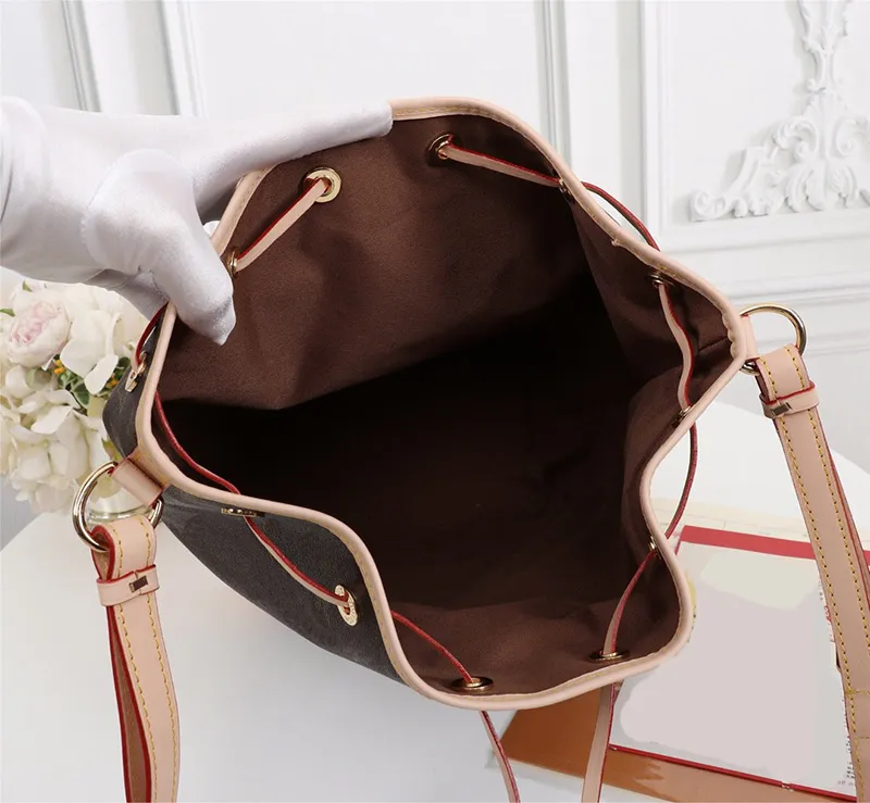 M42224 sac à main fleur motif femmes sacs à main mode fourre-tout en cuir véritable fleur classique dames seau sac à main sac