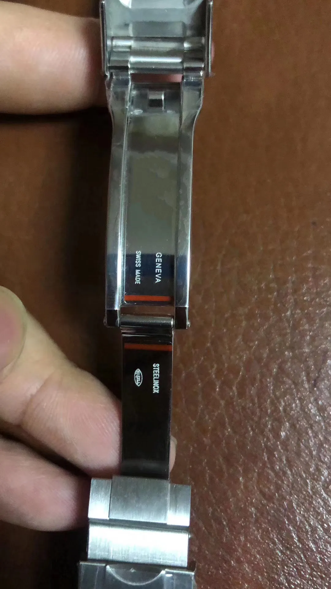 Orologio di Lusso Original 904l Fine Steel Watchband med fällbar låsvattentät och svettsäker modell Kontakta 2042
