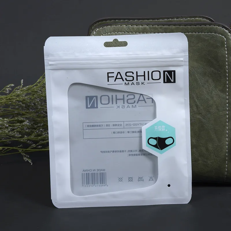 Sacchetto di imballaggio maschera inglese trasparente di alta qualità sacchetto di imballaggio maschere personalizzate autosigillante in plastica bianco nero 15x18 cm DHL gratuito
