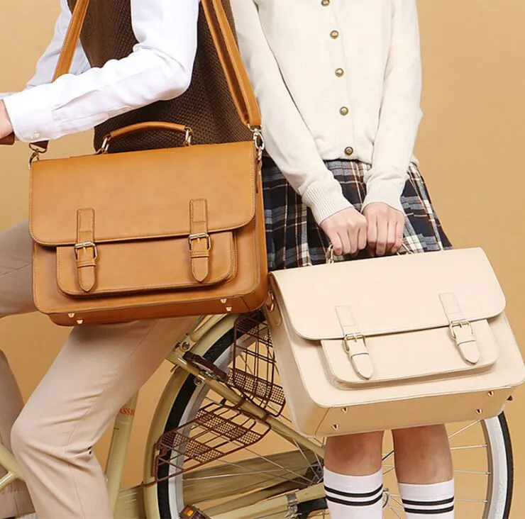 2021 New Bag British Style Office Backpack PU 스타일 남성과 여성 복고풍 어깨 가방 Cambridge3104