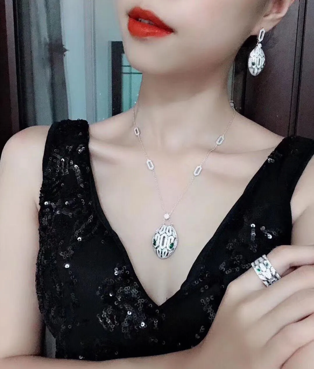Popularny naszyjnik Python Top Wysokiej jakości biżuteria dla kobiet węatków węża gruby naszyjnik garnitur drobny luksusowa biżuteria EA2172