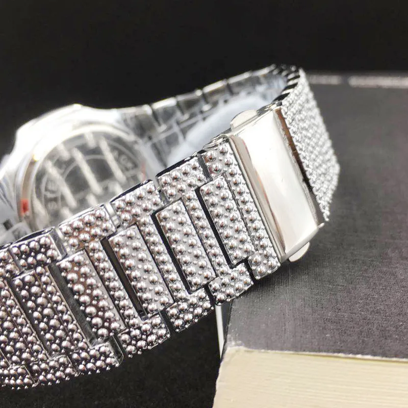 Ice-Out Bling Diamond Watch for Men Women Hip Hop Mens Quartz Watches Rostfritt Steel Band Business Wristwatch Man Unisex Gift CX2239U
