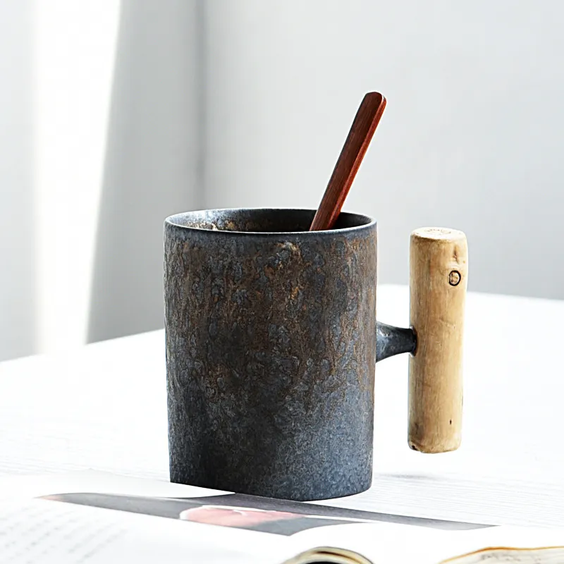 Creatieve Japanse keramische koffiemok tumbler roest glazuur met houten handvat theemelk bier water cup thuiskantoor drinkware 300ml