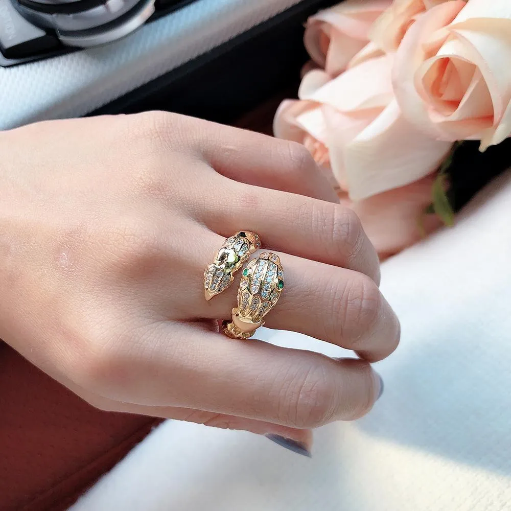 Ny mönster Snake Ring Golden Classic Fashion Party Jewelry for Women Rose Gold Wedding Luxurious Snake Open Size Rings Shipp262Z