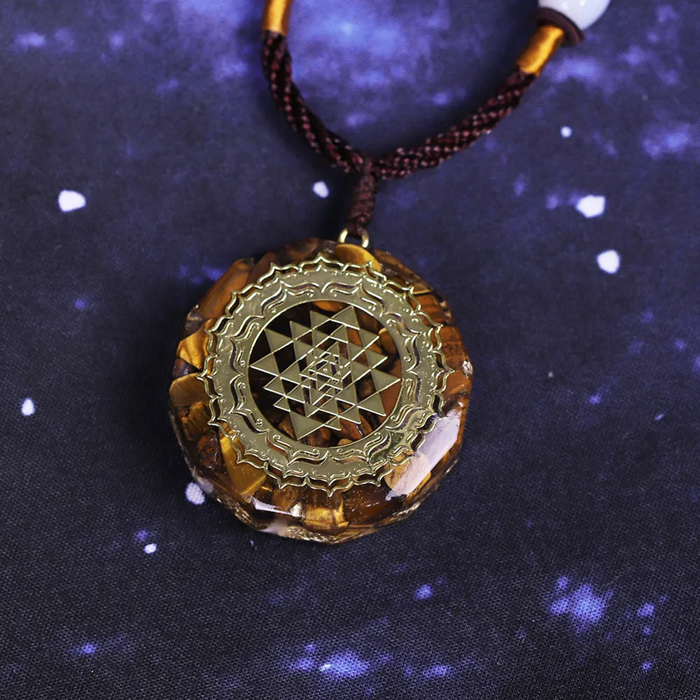 Colar de orgonita Sri Yantra pendente de geometria sagrada colar de energia ocular para homens jóias cx2007212480