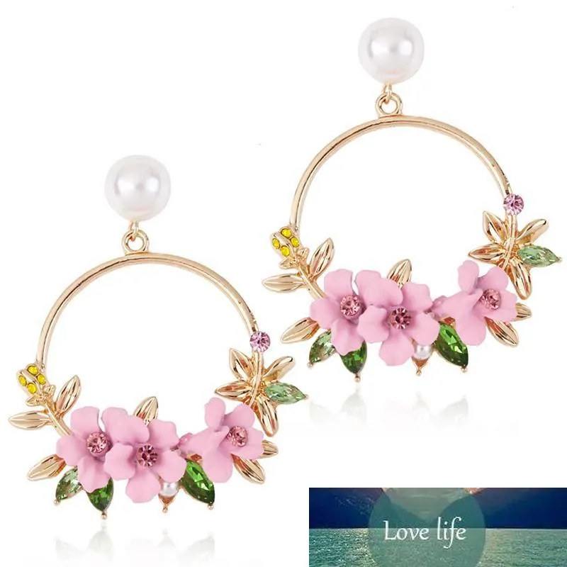 Joyería coreana, pendientes de perlas de cerámica con flor de cristal y corazón de perla de circón para mujer, joyería llamativa para oreja Whole204l