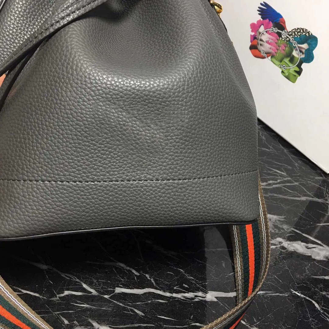 Mulheres designer mochila alça de ombro saco de viagem clássico designer crossbody mochila de couro genuíno para mulheres luxo designe314t
