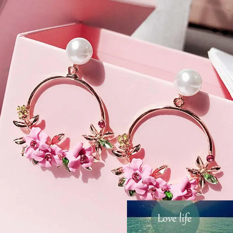 Joyería coreana, pendientes de perlas de cerámica con flor de cristal y corazón de perla de circón para mujer, joyería llamativa para oreja Whole204l