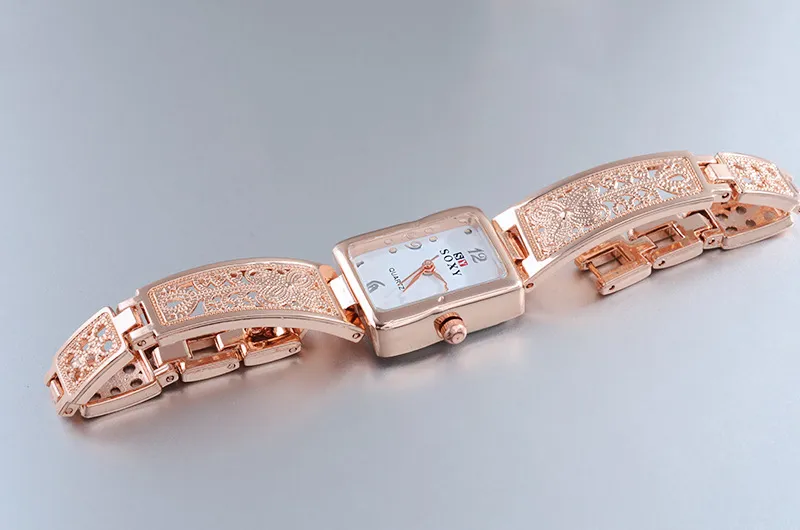 recém -chegados Designers Smooxy Novo Estilo Bracelete Design de Moda Rose Gold Small Dial Bracelet Womens Watch One Prod1029180