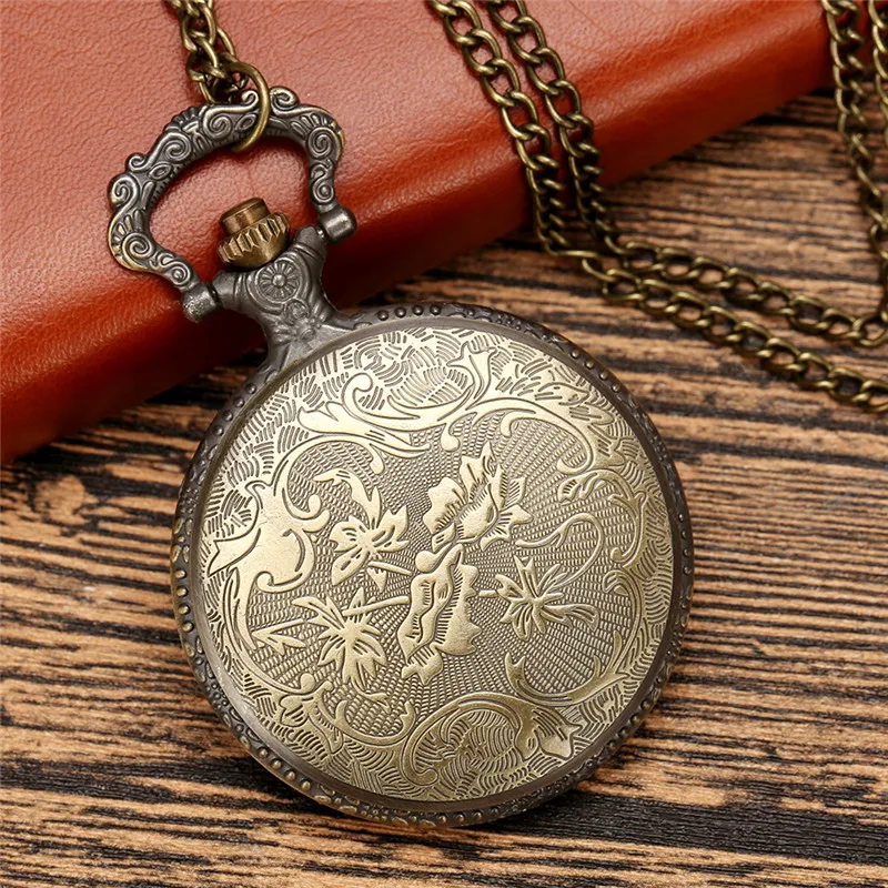 Vintage Bronze Retro Big Truck Forest Tree Pocket Watch Quartz Analog Watches Necklace Chain for Car Driver Men Women Gift231W