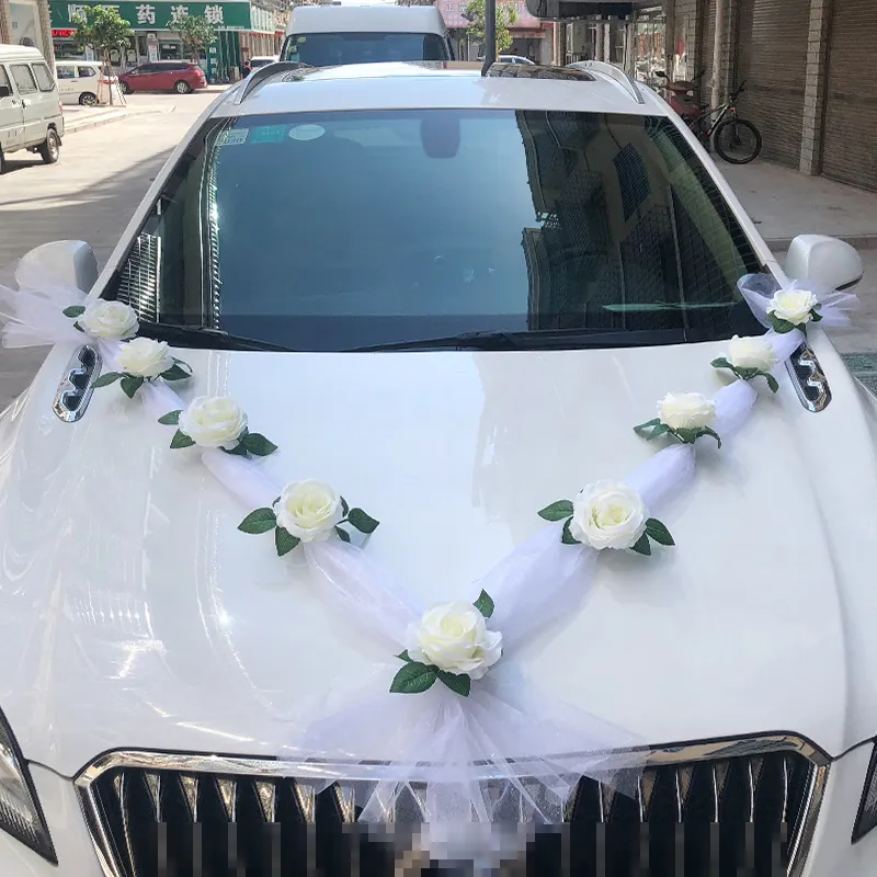 Flor artificial de rosa blanca para decoración de automóviles de boda Decoraciones de automóviles nupciales + Cintas de manija de puerta Flor de seda C0924