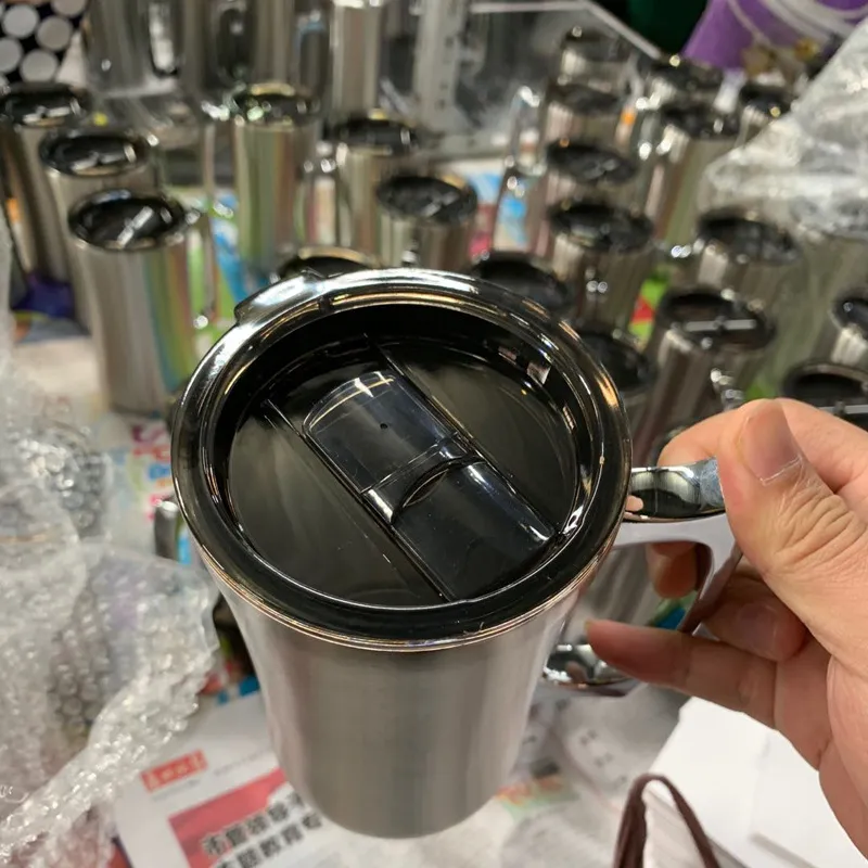 Isolerad kopp rostfritt stål muggar med lock 20oz stor mugg dubbel vägg öl stein tumbler med handtag isolerat ölmugg306x