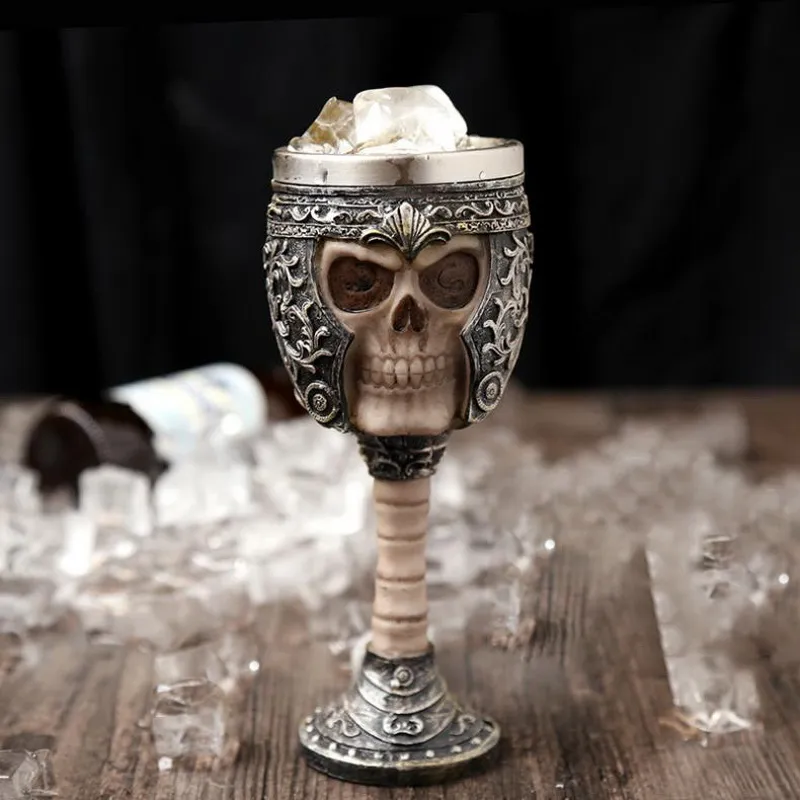 Terina in resina del cranio a corno retrò tazza inossidabile cranio in acciaio Knight Halloween Tazza di caffè Viking Tazza da tè PUB DECORAZIONE8213136