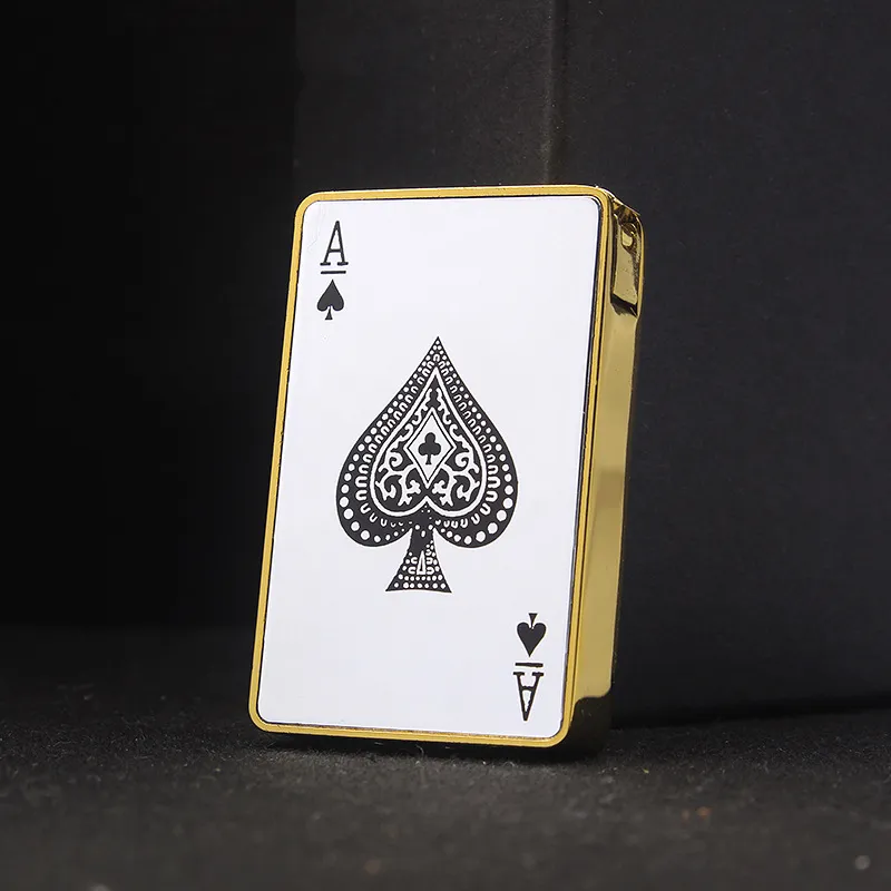 Accendini di poker di plastica creativo Accendini a gas butano ricaricabili più leggeri di sigaretta per man777023522299728
