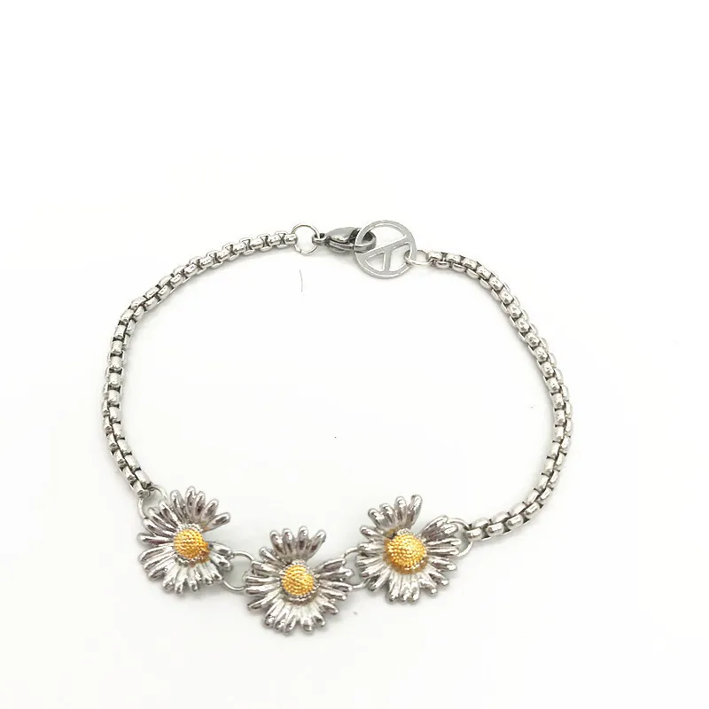 KPOP GDragon Three Daisy Design Bracelets Women Biżuter