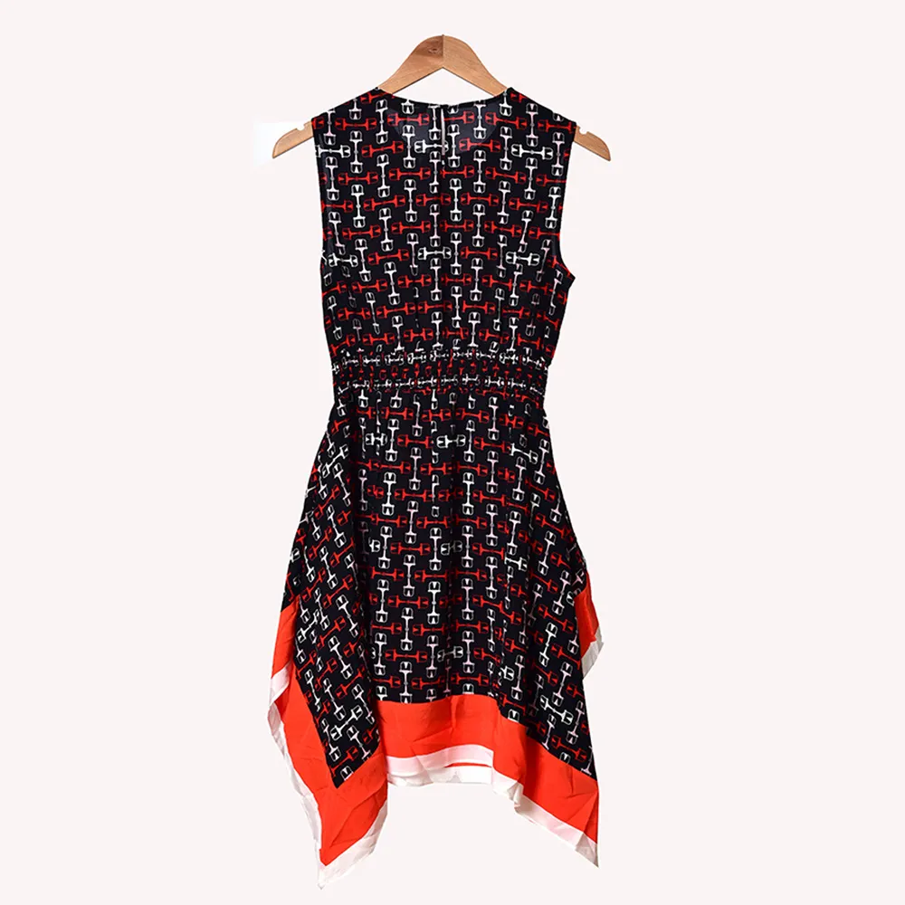 2020 Spring Summer Sleeveless Round Neck Black Retro Print Panelled Asymmetry Knee-Length Dress Women Fashion Dresses W1815056
