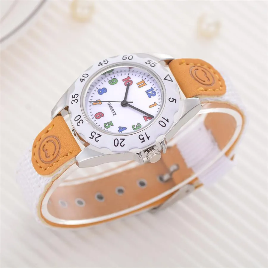 Kids Girl Watch Fashion Fashion Strap Number Abort Sport Quartz Wrist Watch Fashion Dasual Leather Strap Girl Montre Y40197S