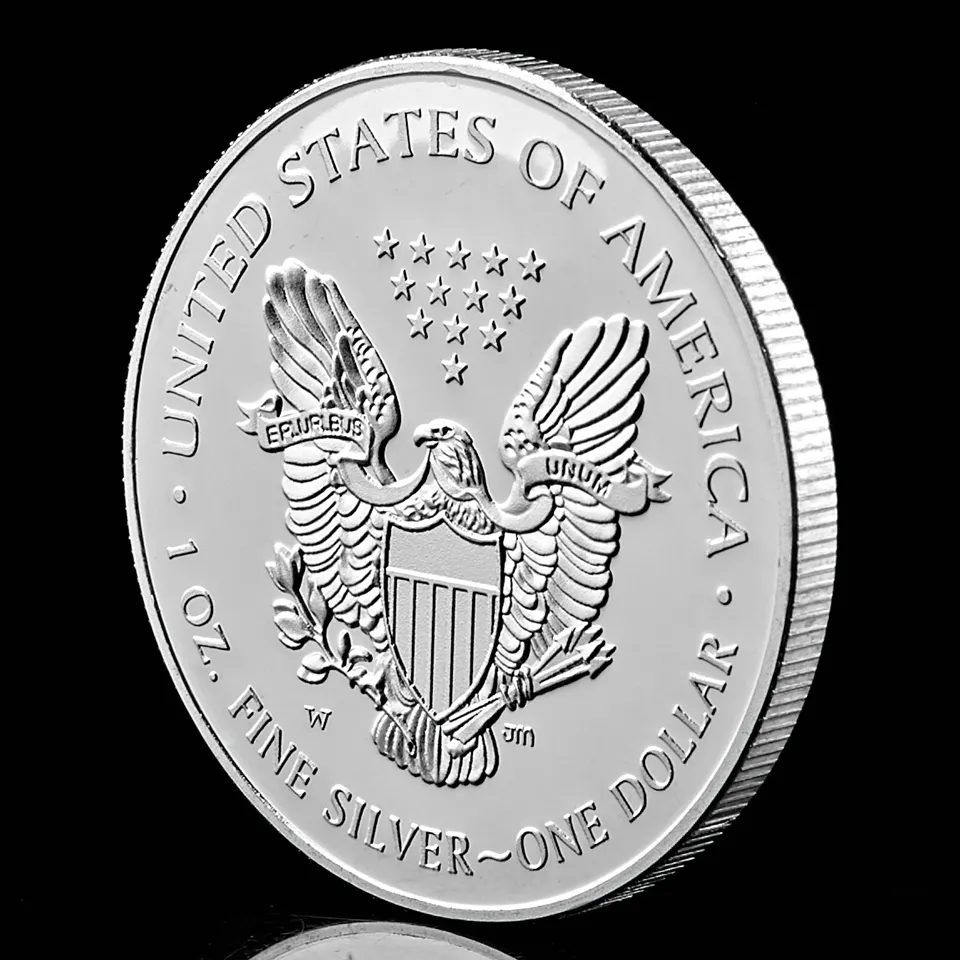 2013 American Statue of Liberty Eagle Badge Craft Silver plaqué commémorative Coin 40mm x 3mm Collection Gift Home Decoration4442513