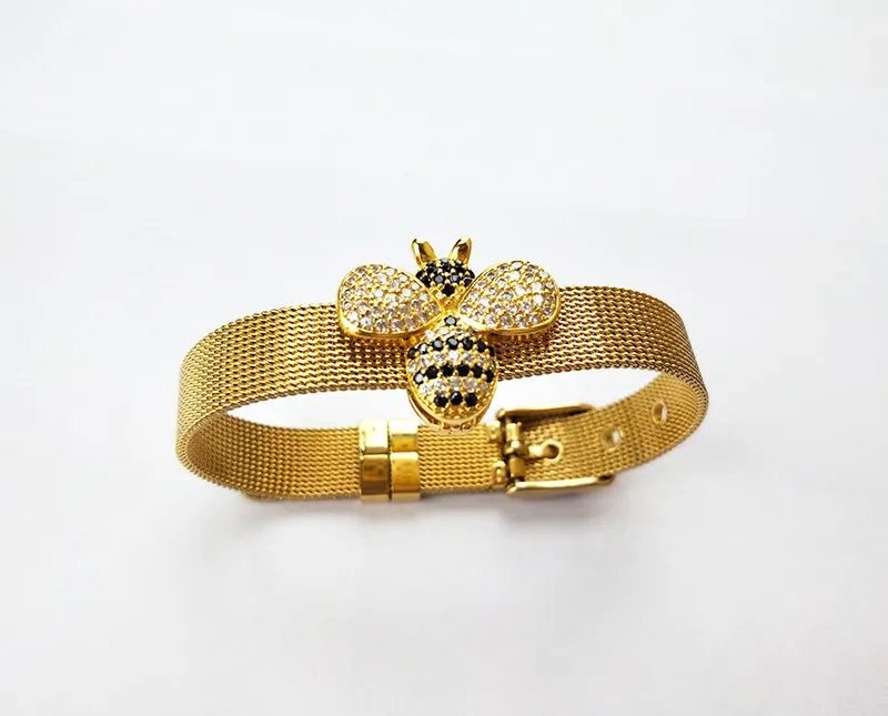 4 PZ New Fashion Bee Ispirato Gioielli braccialetto Bumble Bee Bead cinturino orologio CZ Micro Pavimenta insetto Fascino Braccialetto di Perline BG240289R
