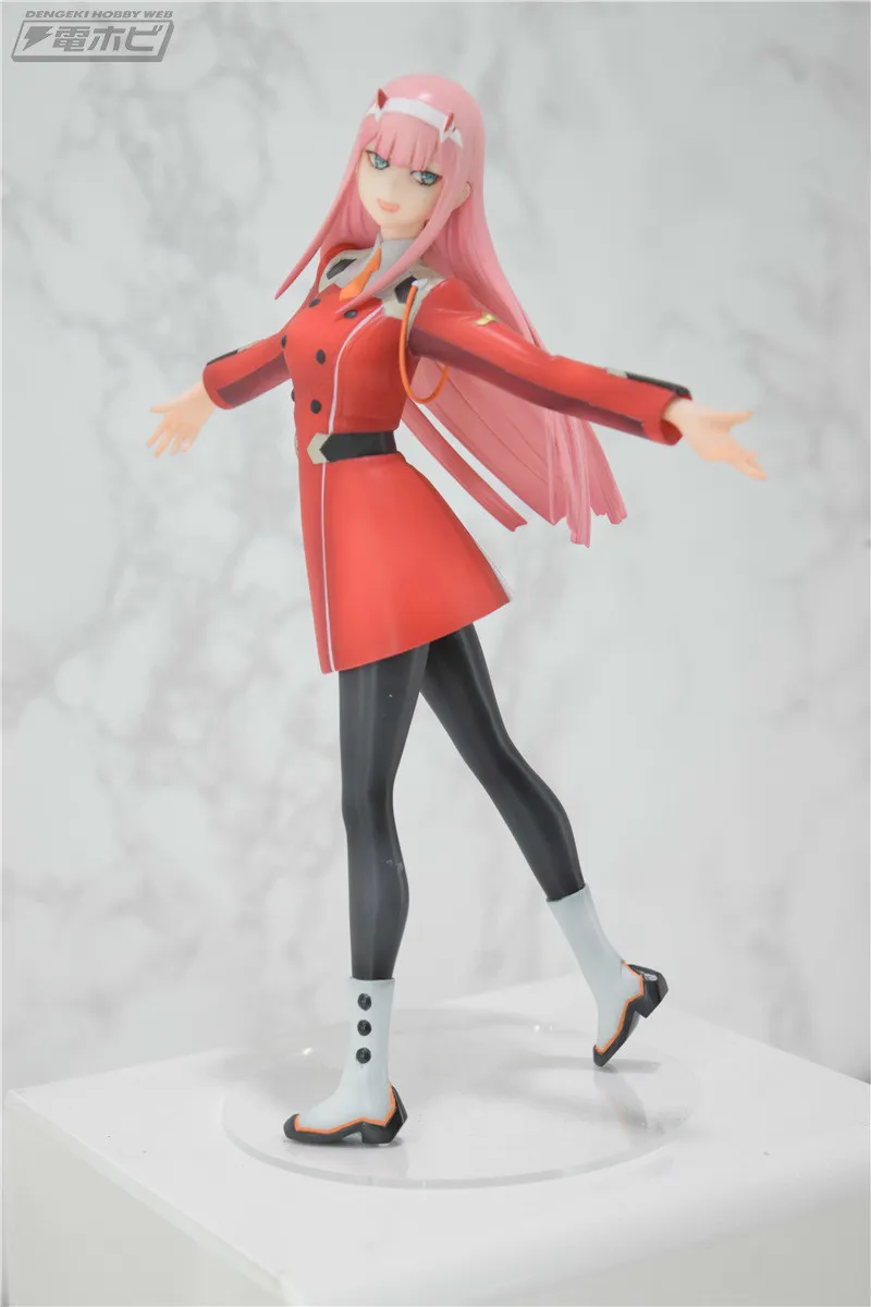 Anime Darling en la figura Franxx Toy Zero Two 02 PVC Action Figurs Collection Model Juguetes Regalos de Navidad LJ2009247200174