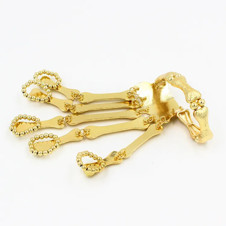 European and American Fashion Metal Skeleton Bracelet Ghost Claw Linking Finger Bracelet Halloween Jewelry for Party Gifts