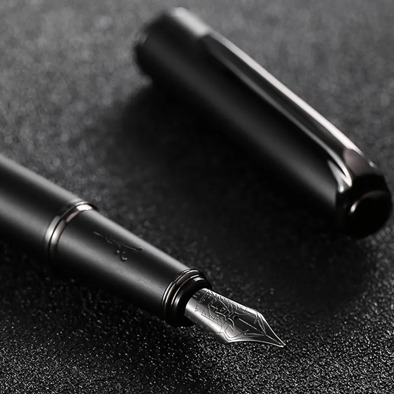 Picasso Pimio Black Metal Fountain Pen Titanium Black Fbent Nib 0510mm Matt Barrel Presentlåda Utmärkt Business Office Set Y209852791