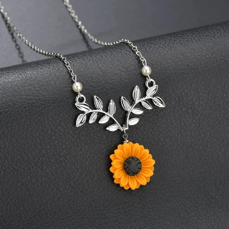 Koreansk personlighet halsband pärla sol blomma feminin mode solros pendant226i