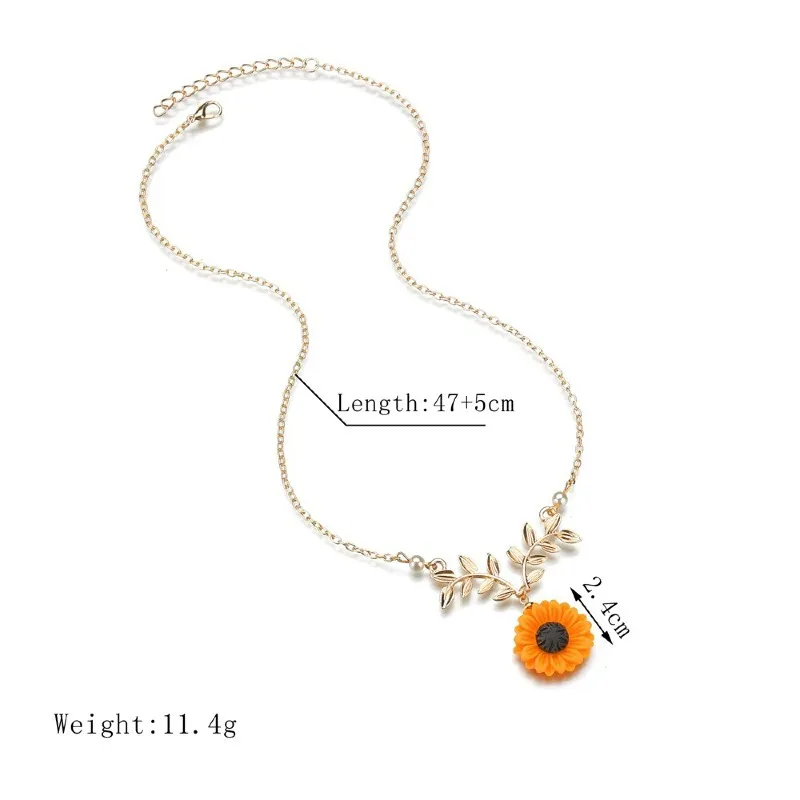 Korean personality necklace pearl sun flower feminine fashion sunflower pendant192d