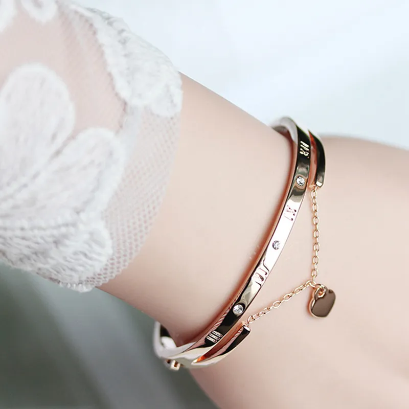 Neue Mode Klassische Liebhaber Armbänder Für Frauen Rose Gold Silber Farbe Strass Armband Manschette Einfache Trendy Schmuck Gift3828304