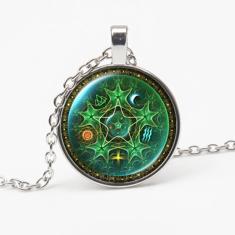 Nouveau Triple lune déesse sorcellerie pentagramme amulette magique collier amulette femme lune collier rétro bijoux cadeau Family1241e