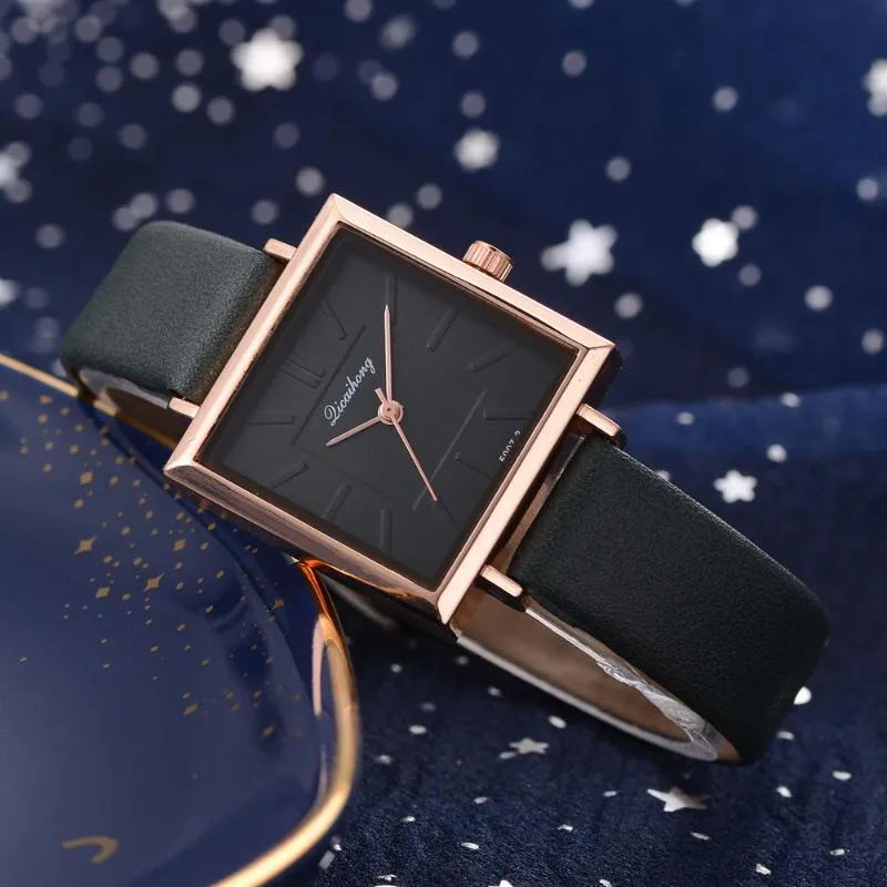 Titta på kvinnor äkta läder armbandsur minimalistiska damer titta på lyx kvinnor klockor kvinnlig klocka zegarek damski332i