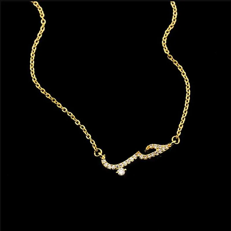 Out pendentif tour de cou amour lettre arabe Collier femmes Collier chaîne lettres arabes pendentif Collier cristal bijoux cadeau 310R
