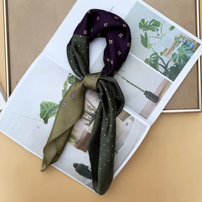 Femininer Luxusdruckseiden Stirnbänder Haarband Schalde Design Schalbänder Fashion Bag Griff Bündel für Frauen Mädchen Christma6467138