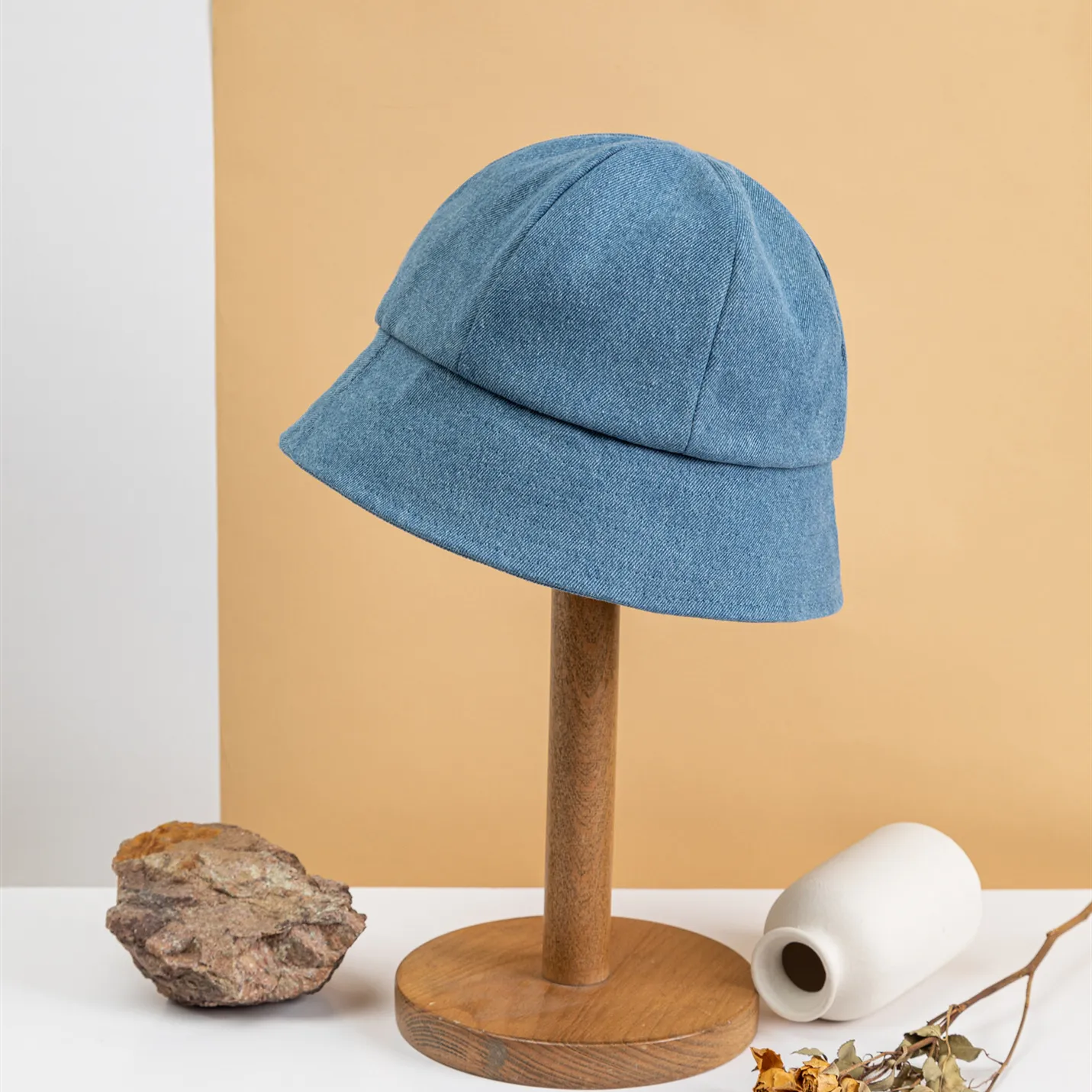 Kvinnliga Big S Timelimited Fashion Designers Hats Autumn and Winter Men Korean Sunscreen Sunbonnet Bucket Hat Antique Finish Vi9465636