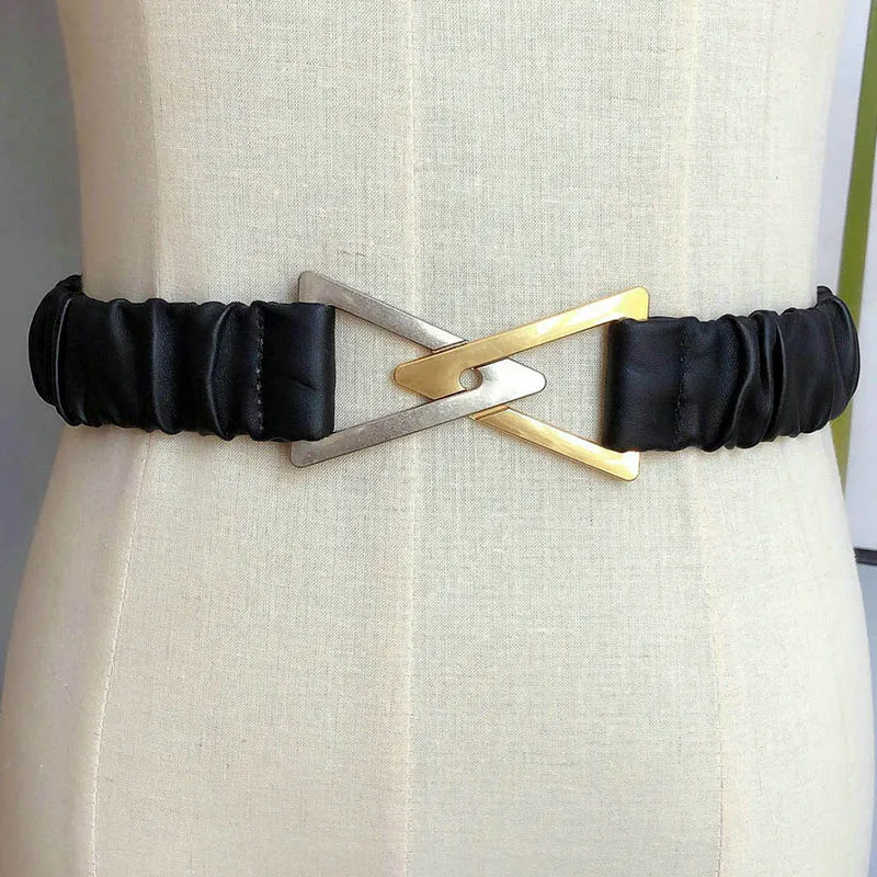 Nouvelles femmes étendue élastique ceinture double triangle robe de boucle sauvage ceinture de décoration de luxe de luxe femelle de cuir de pute en cuir 221f