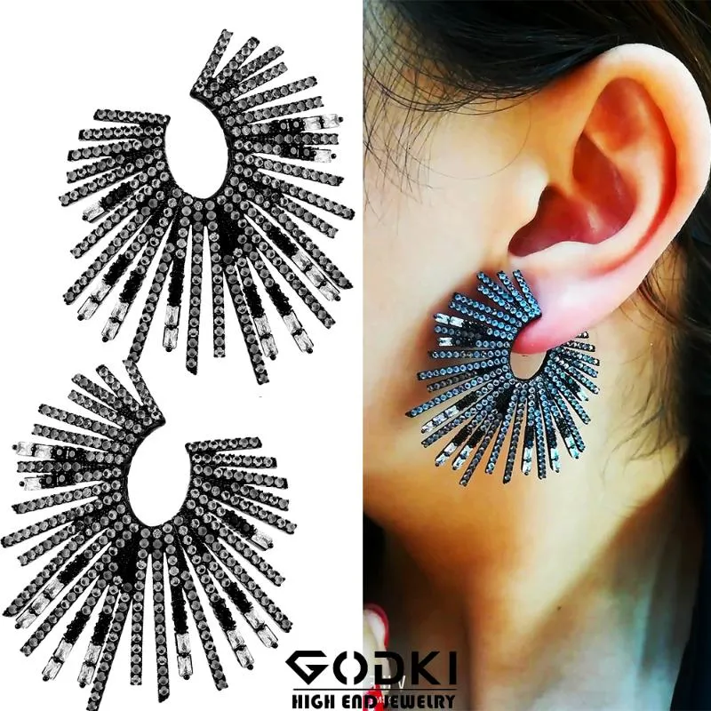 dangle chandelier godki luxury fireworks stud earrings for whinded wedding cubic zirconia dubaiブライダルコスチュームジュエリー2021夏244kk