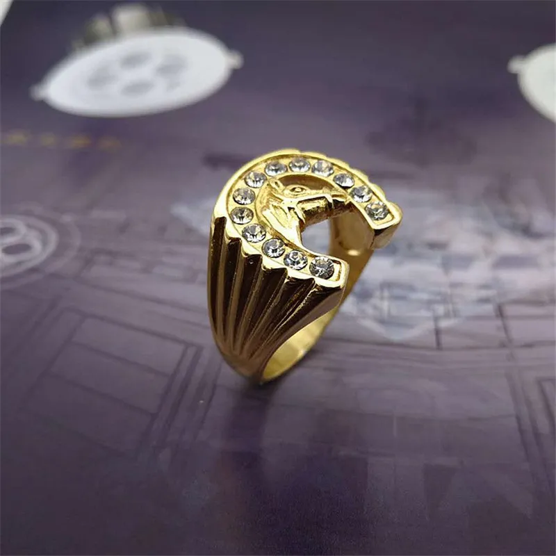 Крутой дизайн, золотое кольцо с кристаллами Lucky Horseshoe, кольцо из нержавеющей стали, гоночные украшения, золотое кольцо с головой лошади, кольцо Finger258q