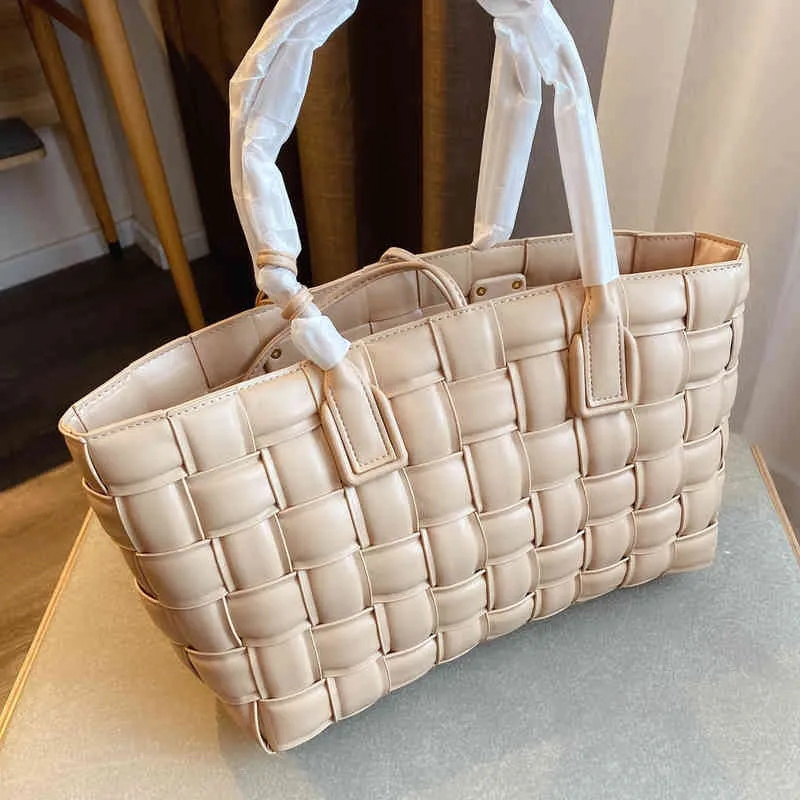 Grande capacité tissé sac fourre-tout femmes Shopping sac à main épaule en cuir Designer marque femme seau avec pochette à fermeture éclair 22012314