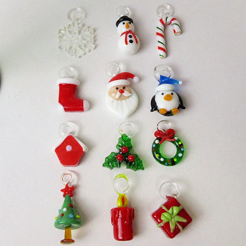 Handgefertigte Weihnachtsbaumfiguren aus Muranoglas, Ornamente, Heimdekoration, Simulations-Weihnachtsbaum mit 12 Anhänger-Zubehör 220212
