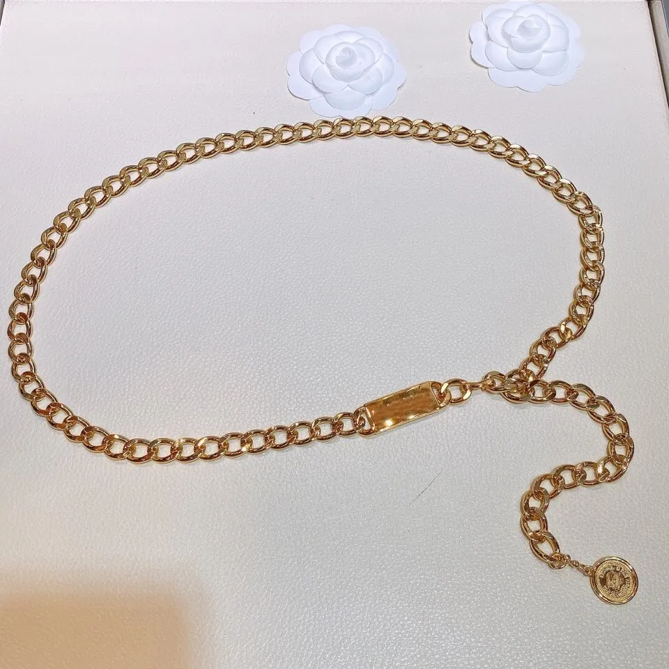 Vintage Gold Color Link Chain Cellace Collier Fête Fine Bijoux Long Chain C Small Bar Tag Charms Belt Belt for Lady7956120