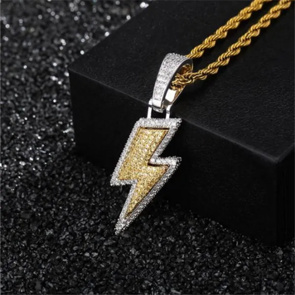 Lced Out Bling Light Collar colgante con cadena de cuerda Material de cobre Cubic Zircon Hombres Hip Hop Joyería medallón collares para mujeres251A