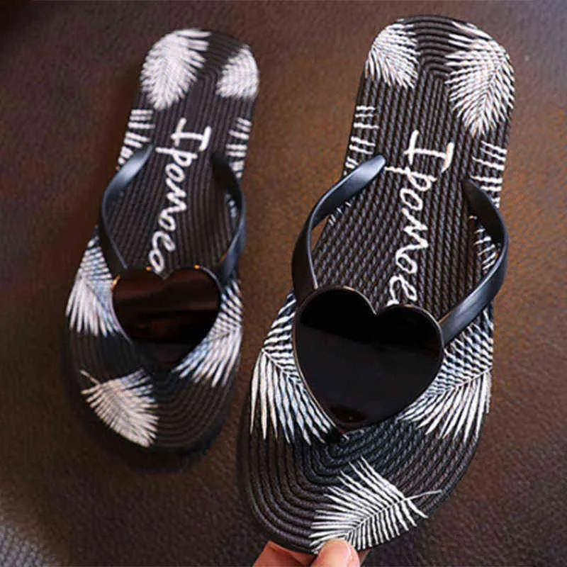 2022 Летние пляжные сандалии женщина женщина флип флопы прохладные тапочки для дома в помещении Ourdoor нескользящие мягкие подошвы женщины тапочки Y220221