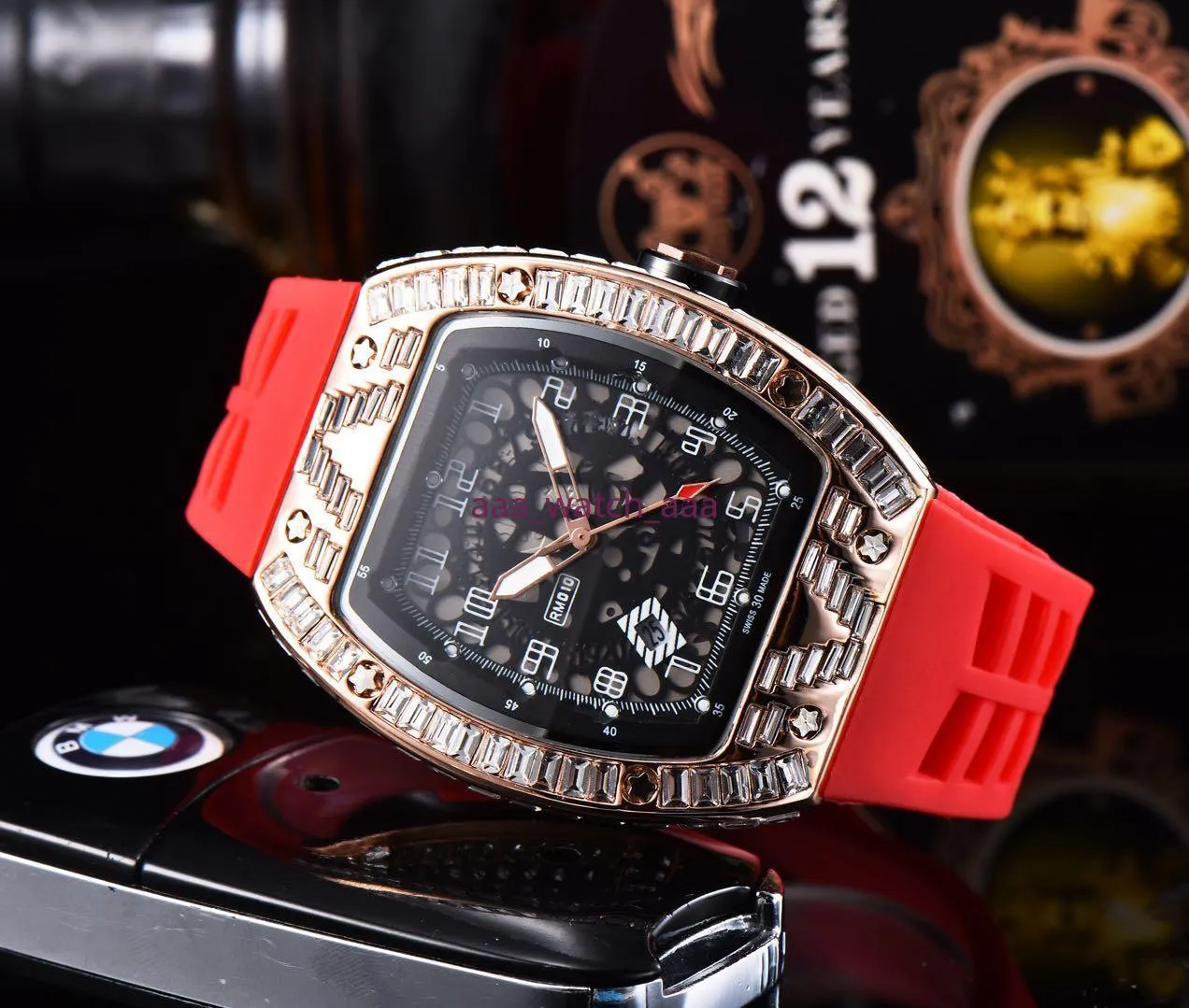 Skull sport diamond men women Watch Fashion dial inlaid drill Mens Quartz Watches 250E