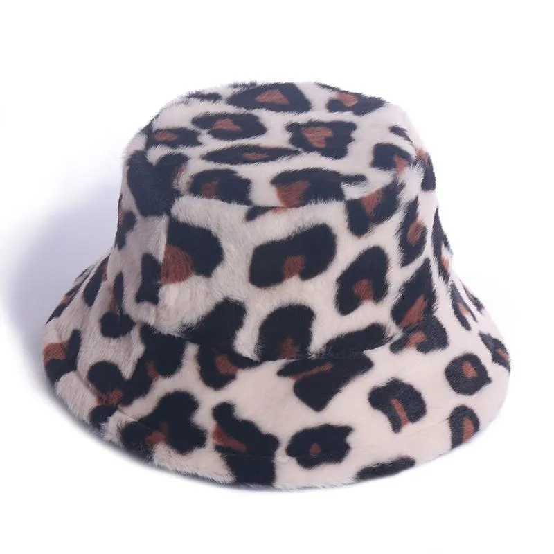 2020 Nya koreanska vinter vintage leopard plysch hink hatt kvinnor varm faux päls hink mössa japansk söt söt fiskare hat296a