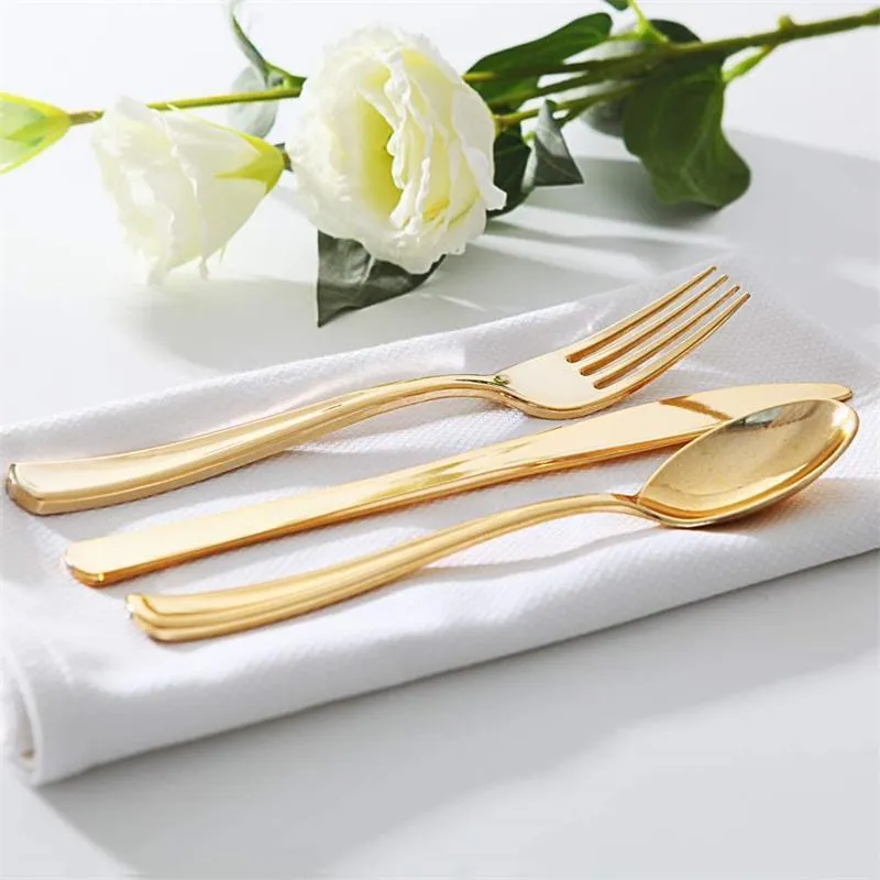 GOLD DINNERWARE SET (2)