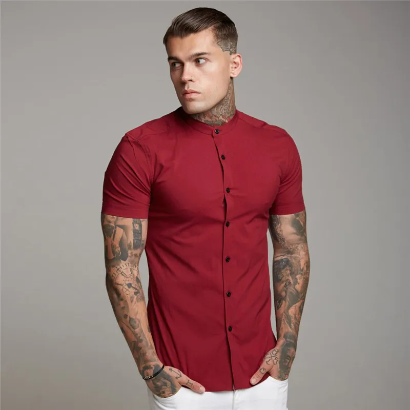 Summer Hommes Mode Sleeve Sleeve Shirt Slim Fit Fit Homme Social Business Robe Marque Mens Gym Fitness Vêtements de sport 220309