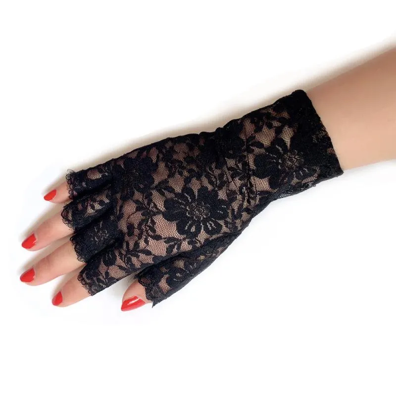 Pięć palców Rękawiczki Kobiety Summer Seksowna czarna pusta koronkowa krem ​​przeciwsłoneczna oddychająca cienki pół palca