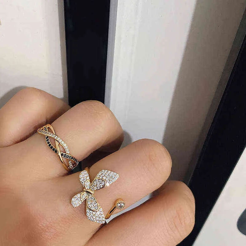Luxe 18K rose goud natuurlijke zwarte diamant ring geometrische lijn kruis trouwringen voor vrouwen vintage mode-sieraden 211217