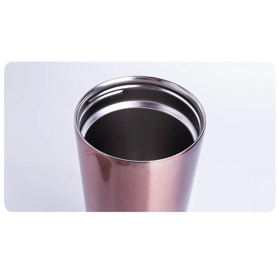Viaggia la bottiglia di bicchiere isolata sotto vuoto in acciaio inossidabile da 500 ml con vetro a tazza di paglia e coperchio all'aperto - acciaio di rosa argento T269G
